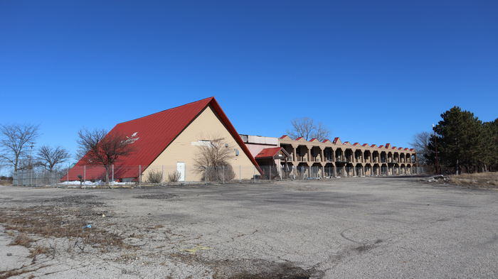 Woodbridge Inn & Suites (TraveLodge) - Feb 11 2023 Photo (newer photo)